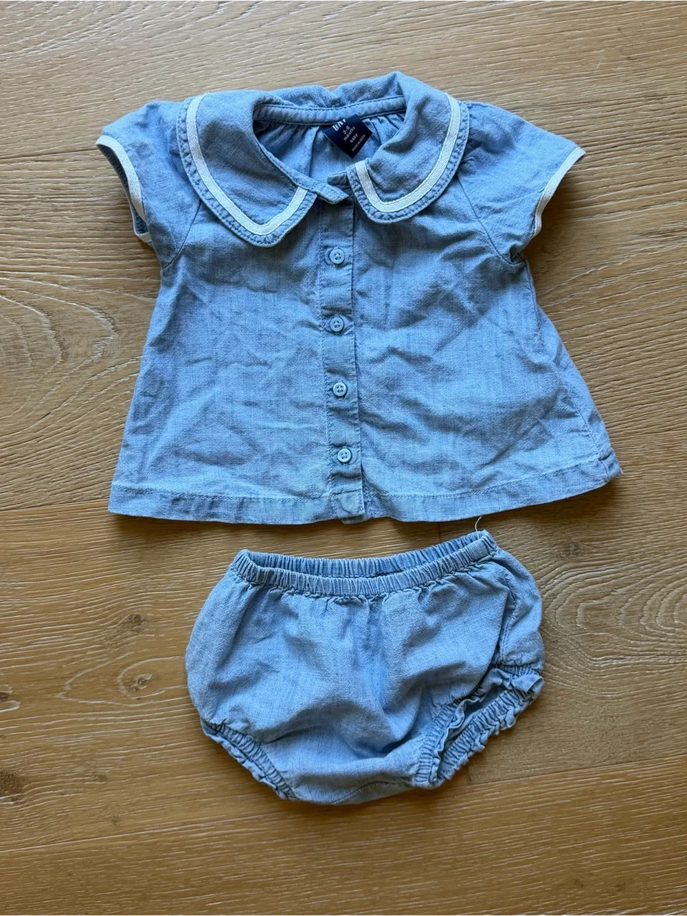 Baby Gap light denim Baby Top and Bloomers Set